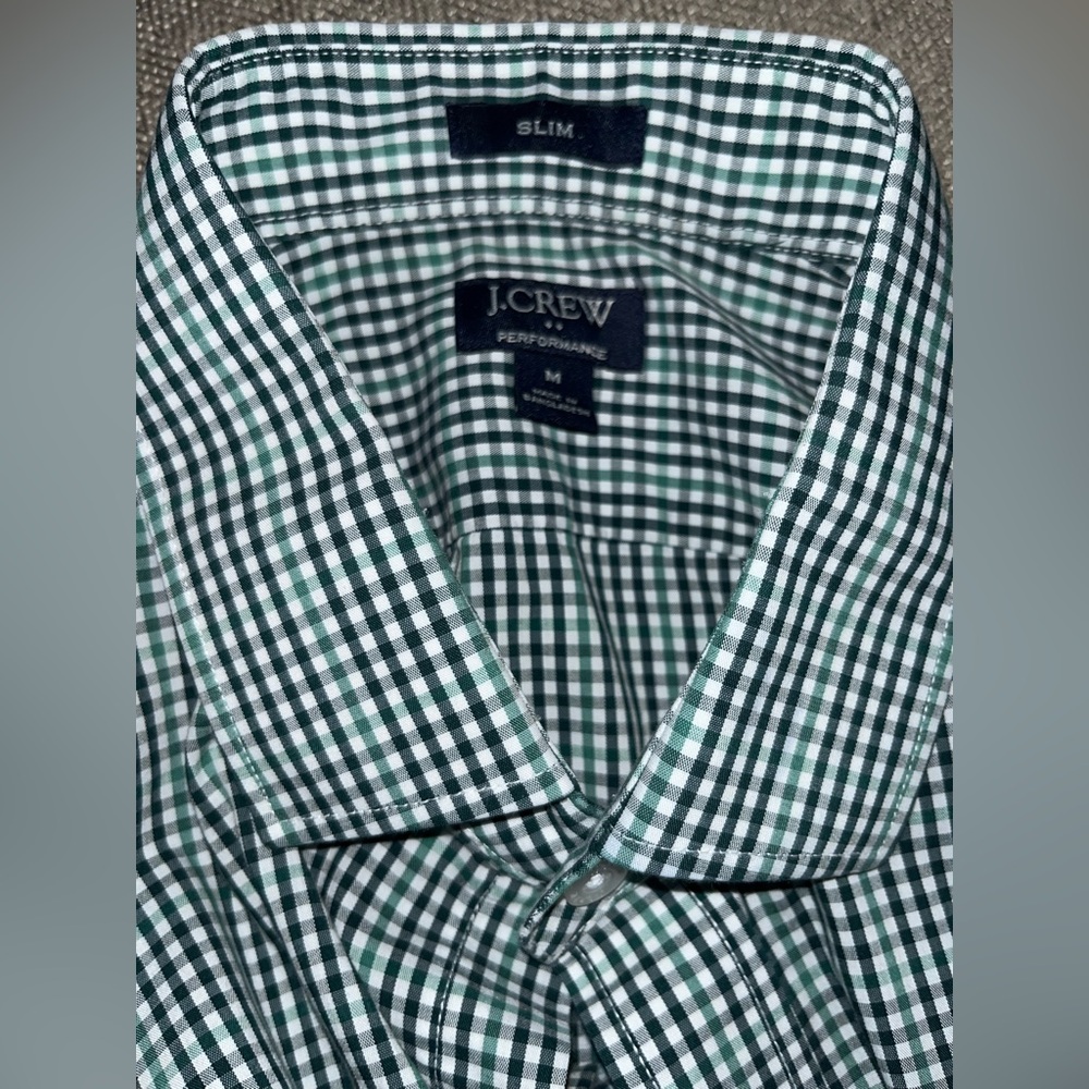J. Crew Green and White performance dress  Shirt mens medium